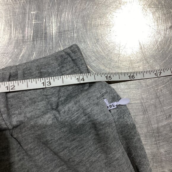 PUMA Men’s Gray Athletic Shorts – Size M - Picture 4 of 6